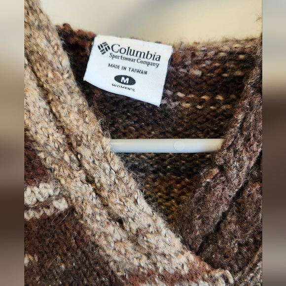 Columbia sweater - Picture 2 of 7